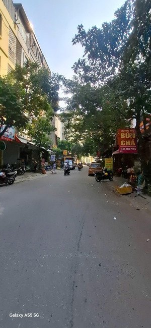 phân lô văn quán , vị trí kinh doanh , vỉa hè, oto tránh dt 60m; nhỉnh 16 tỷ.