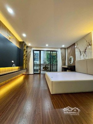 + bán nhà hoàng mai. 56 m --19 tỷ. phân lô ô tô để trong nhà. kinh doanh 6 tầng thang máy .