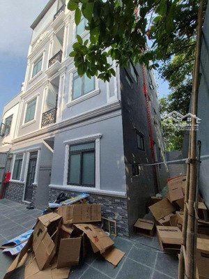 tin thật quá rẻ chỉ 132tr/m2 sở hữu ngay căn nhà dòng tiền 110tr/th 30 phòng khép kín đầy đủ pccc