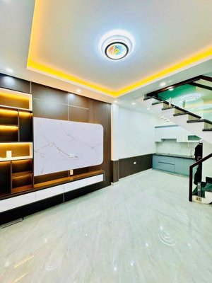 bán nhà 3 tầng bình long, bhh a, ngang 4.5m 3pn, hẻm thông thoáng, giá 2 tỷ thương lượng