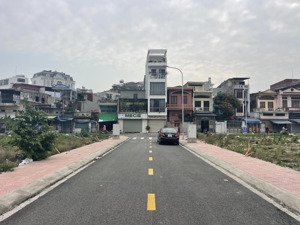 40.5m2 đất tđc 47 lê lai - ngang 4.5m - đường 9.5m