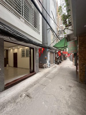 hoàng hoa thám 14.9 tỷ, 5 tầng, 43m2, mặt tiền 5m, ngõ thông hoàng hoa thám - đội cấn