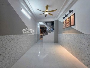 siêu phẩm 2 tầng hẻm 3m cách mặt tiền 20m, p. tân thuận , quận 7- gần kcx tân thuận- không qh