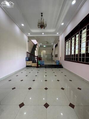 BÁN NHÀ 3 LẦU KHU TRƯỜNG GIANG, PHƯỜNG TÂN HẠNH, VĨNH LONG