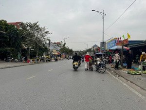 10,3m2 tuyến 2 đường máng, ngay sau chợ vĩnh khê ngõ đỗ cửa