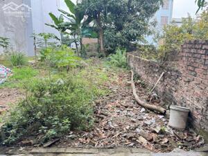 Cần bán gấp mảnh đất thổ cư hai mặt thoáng tại trung tâm thôn Giao Tất, Kim Sơn, Gia Lâm