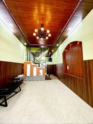 bán nhà 2 tầng 4.2 x 15m hẻm 6m 109 bình trị đông bình tân 5.6 tỷ