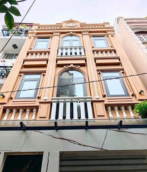 chdv cao cấp 4 tầng - ngay nguyễn văn trỗi - 90m2 ngang 5.5m - 12pn full nội thất - 18.5 tỷ