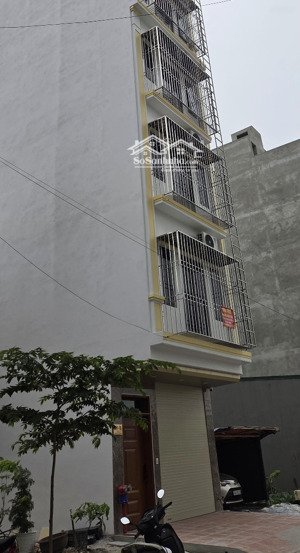 chính chủ cho thuê căn hộ cc mi ni. 28m2, đầy đủ nội thất chỉ việc đến ở. giá 4tr/tháng