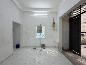 bán nhà quận 1 - hẻm 3m thông - 5m ra mặt tiền - ngay bờ kè - góc 2 mặt thoáng - chỉ 6 tỷ nhỉnh