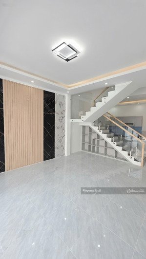 bán gấp nhà 1 trệt 1 lầu sổ riêng thổ cư ngay chợ tân bình gần công an tân triều, tt 568tr nhận nhà