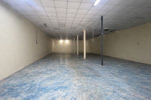 xưởng 10x30m 300m2 nền epoxy trần thạch cao giá rẻ điện 3p bình tân