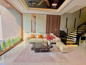 cần bán siêu phẩm 3 tầng khu v.i.p gần cầu hoà xuân ,tp đà nẵng