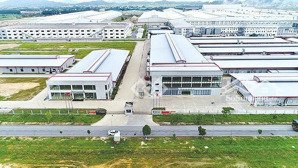 cc gửi bán lô đất nền mặt trục đường đôi 36 mét nối ql18 & kcn cộng hòa - lh : 