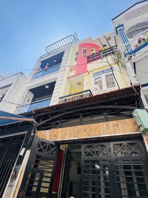 hẻm trước nhà 5m - 3 tầng btct - 5pn - 2 mặt hẻm trước sau - 63m (3.9m x 20m) - giá 8.3 tỷ