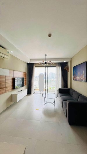 bán gold view giá 7.7tỷ 2pn cam kết giá thật. lh em tiên hỗ trợ tư vấn 24/7