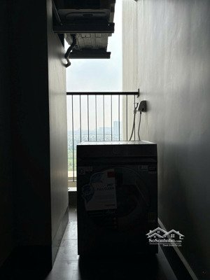 cho thuê căn hộ 2pn full nội thất cao cấp mas c căn:thiết kế: 2 phòng ngủ 2 vệ sinh, full nội thất