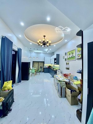 bán nhà đại từ dt38m2 x5t, dân xây,mới,đẹp,ở luôn,giá 7,35 tỷ,ngõ nông,rộng