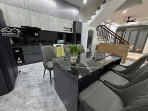 nhà đẹp 2 mặt kiệt 11x5m - 3,5 tầng - núi thành - hòa cường bắc