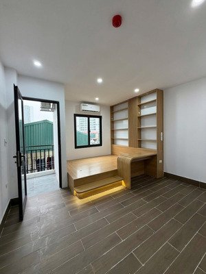 nhỉnh 17 tỷ- toà chdv phố xã đàn, 20m ra ô tô, ngõ thông kinh doanh, 20pkk- dòng tiền 120tr/th