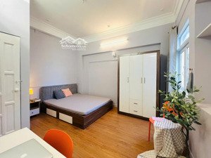 căn hộ 1pn cửa sổ ở thích quảng đức gần ngã 4 phú nhuận, phan xích long giáp trung tâm q1, q3, bt