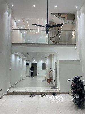 cho thuê văn phòng tại 4/11 hậu giang, 18 triệu, 120m2, view đẹp