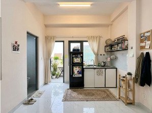 chdv studio ban công giá 4tr8 ngay lotte mart, tiện đi sân bay, bv 175