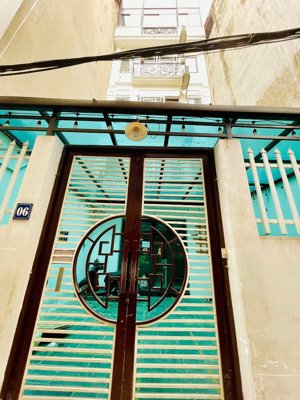 chỉ 8,9 tỷ sở hữu toà nhà 60m2 7 tầng hồ tùng mậu, ô tô đỗ sát nhà