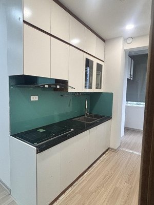 bán căn hộ chung cư 3ot đường nguyễn chánh , q. cầu giấy, thiết kế 2 ngủ 1 vs , giá:4 tỷ 650