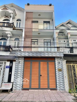 cho thuê nhà trệt 2 lầu có nội thất trục chính kdc quân báo, an khánh, ninh kiều, cần thơ