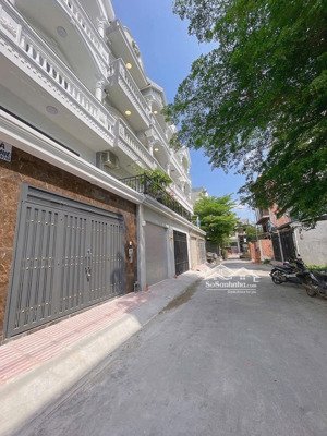 4,2 tỷ cho lô đất rất phù hợp cho gia đình muốn xây 2 căn liền kề hoặc xây biệt thự mini