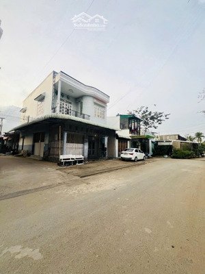 bán nhà 1 lầu góc 2 mặt tiền lộ oto giới oto hẻm 444 đường cách mạng tháng 8 bình thủy cần thơ