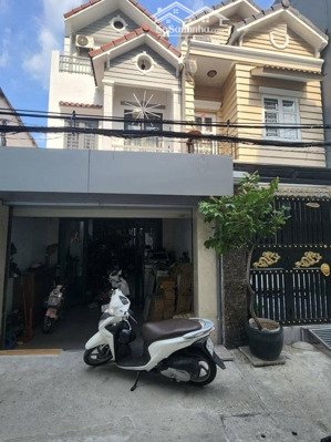 bán nhà 3 tầng xe hơi ngủ trong nhà. 4m x 20m. huỳnh tấn phát, p phú thuận, quận 7