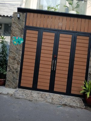 bán nhà mới, đẹp dọn vào ở ngay, thích quảng đức, phú nhuận 55m2, xe hơi ngủ trong nhà 9,8 tỷ.