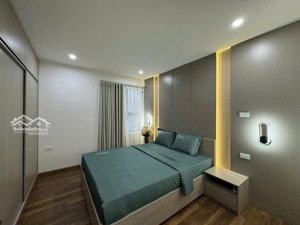 chính chủ cần bán nhanh căn 2 phòng ngủ, 60m2 giá 4.5 tỷ full nội thất đẹp ở ngay, rẻ nhất khu vực