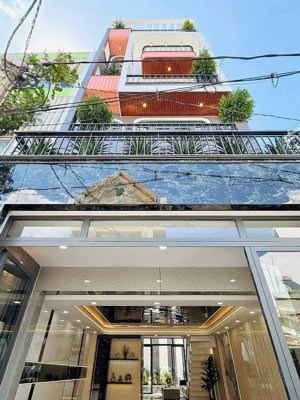 giảm giá sốc căn nhà đường 3 tháng 2 - quận 10, giá 3tỷ500/80,6m2, cho thuê 25tr, gần bv nhi đồng 1