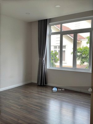 cho thuê biệt thự khu ngân long nhà bè | 210m² | 3pn | phù hợp ở + làm văn phòng