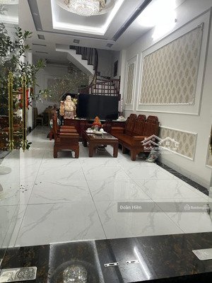 gấp gấp! phố ngọc khánh, chủ xây kcbt, gần bãi xe, ngõ thông, tặng nt, nhà thoáng sáng, 50m*5t