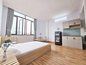 studio khép kín full nội thất | cửa sổ lớn cực thoáng | ngay ngã 4 cao thắng - nguyễn thị minh khai