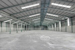 kho xưởng bãi 5.000 m² kho xây dựng 3.800 m² có trạm điện 3 pha, mặt tiền đường quốc lộ 1a