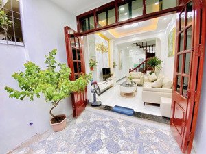 bán nhà đại từ 50m2 x5t, cực đẹp,ngõ rộng, nông, giá 9,25 tỷ,sđcc