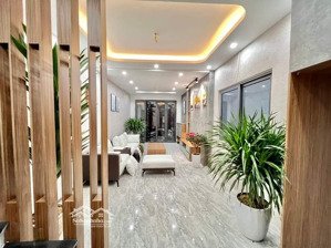 nhà phố định công 48m2 x5t, giá 9,25 tỷ,ngõ 3m,oto,mới,đẹp,ở luô ,sđcc