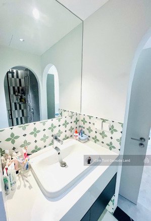 centery 2pn 96m2 cho thuê full nt 23tr bao phí bao ô xe - view hồ bơi c3