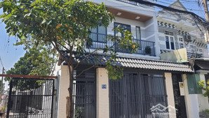 biệt thự mini 3 mặt tiền thông thoáng phù hợp nghĩ dưỡng cho thuê văn phòng công ty tại hóc môn