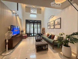 ô tô ngủ nhà, 5 tầng btct, 5pn, 5wc, 64m2 vuông vức, 4x16, khu sân bay nguyễn văn công, gv, 11.5 tỉ