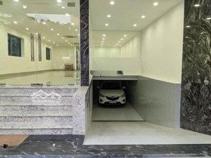 cho thuê nhà mặt phố trần khát chân, dt 150m2x5 tầng, mt 8m, giá 230tr, lh 