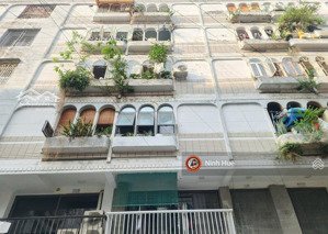 quận 4 cc mini đường hoàng diệu sạch tầng thấp shr giá 2,1tỷ.