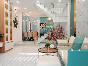 nhà 55m2, ngang 4m, sổ nở hậu- hẻm oto thông -oto vào nhà- thích quảng đức.