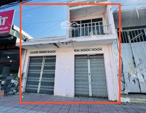 khách cần bán căn trong tháng này, hạ chỉ còn 12 tỷ nằm mặt tiền đường lê hồng phong, phước long cũ