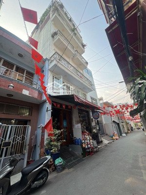 bán nhà 6 tầng tháng máy lý phục man, 19,2 tỷ, 107m2, doanh thu 80tr/ tháng